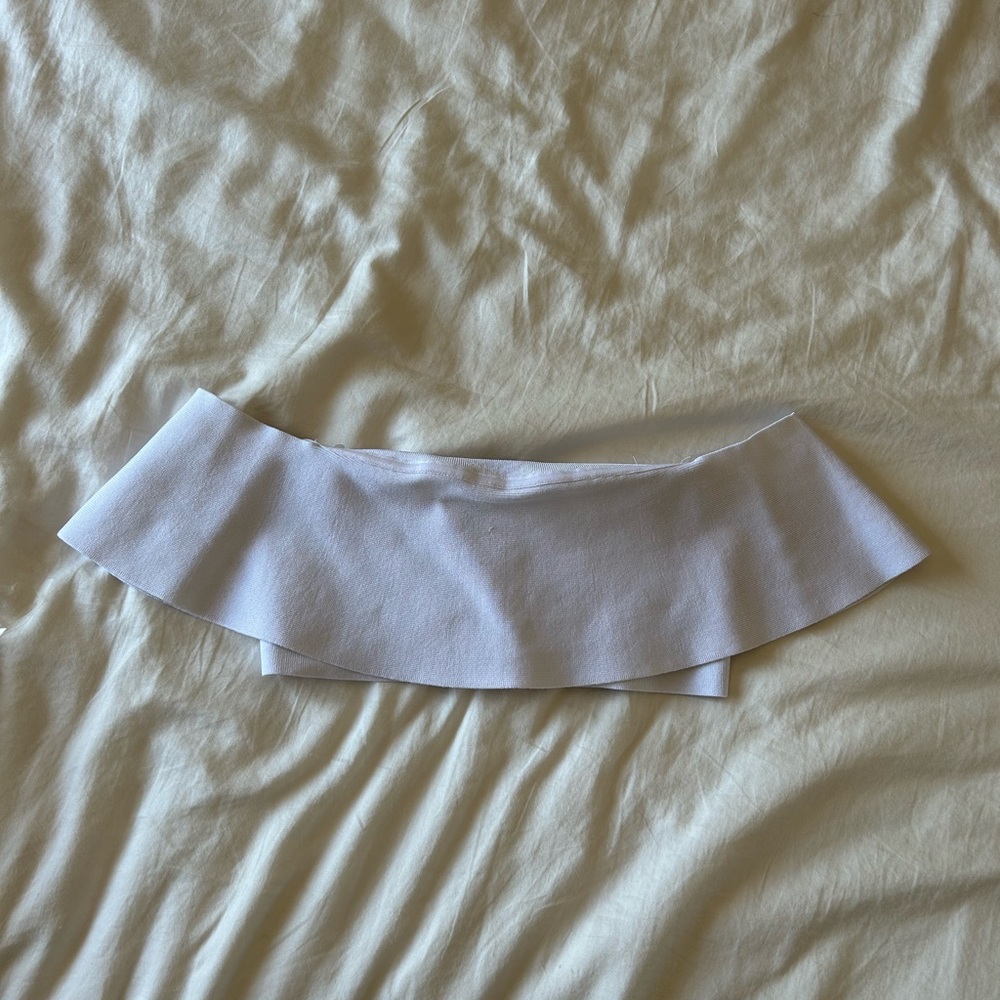 Babaton Classic White Women's Skirt